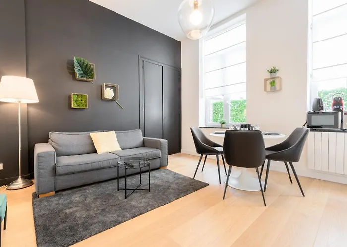 2 Bedrooms In Old Lille! * Лилль