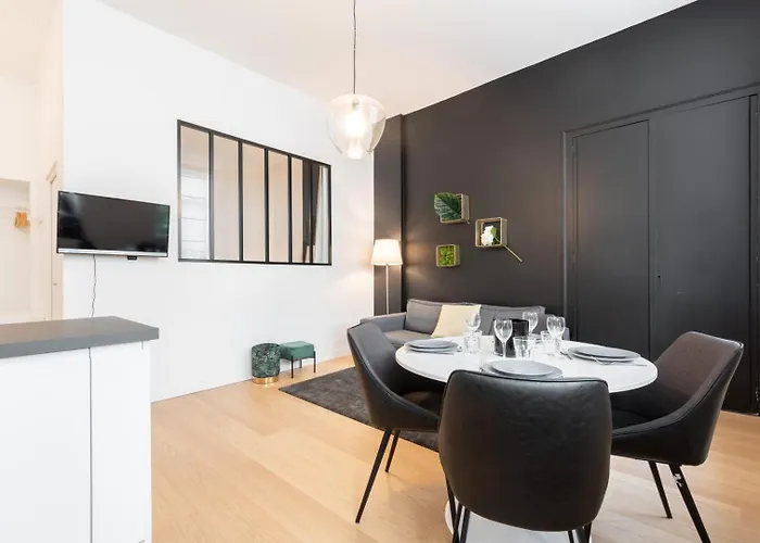 2 Bedrooms In Old Lille! Апартаменты Лилль